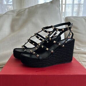 BRAND NEW Valentino Garavani Black Studded Wedge